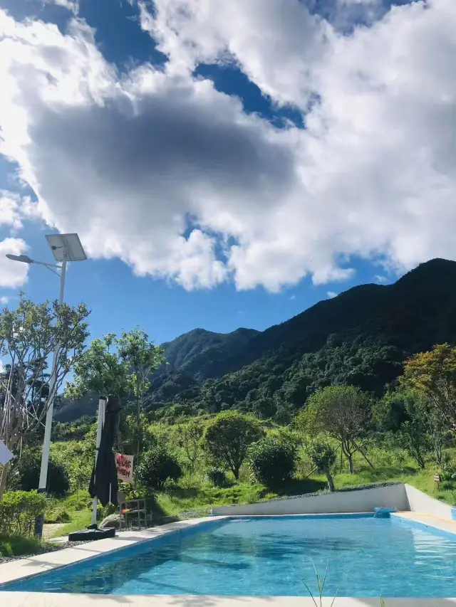 棲谷民宿，廬山西海邊的世外桃源。