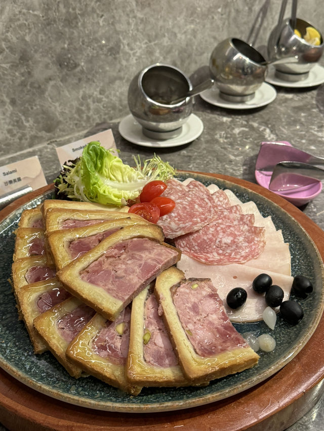  ALVA新春「可口可樂」無限饗樂晚市自助餐