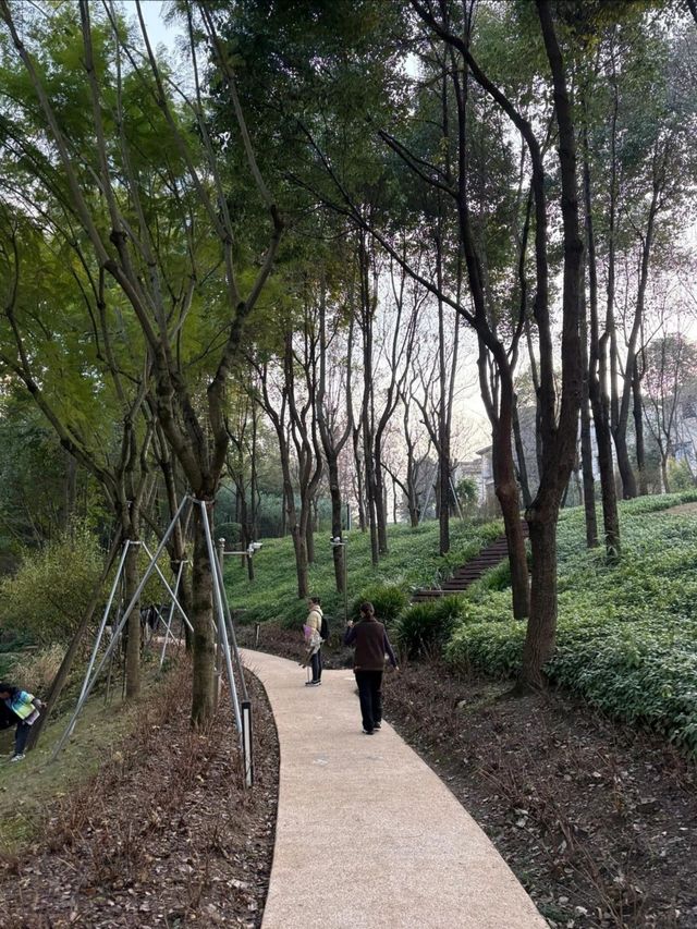 成都地鐵直達的絕美城市公園——紅石公園