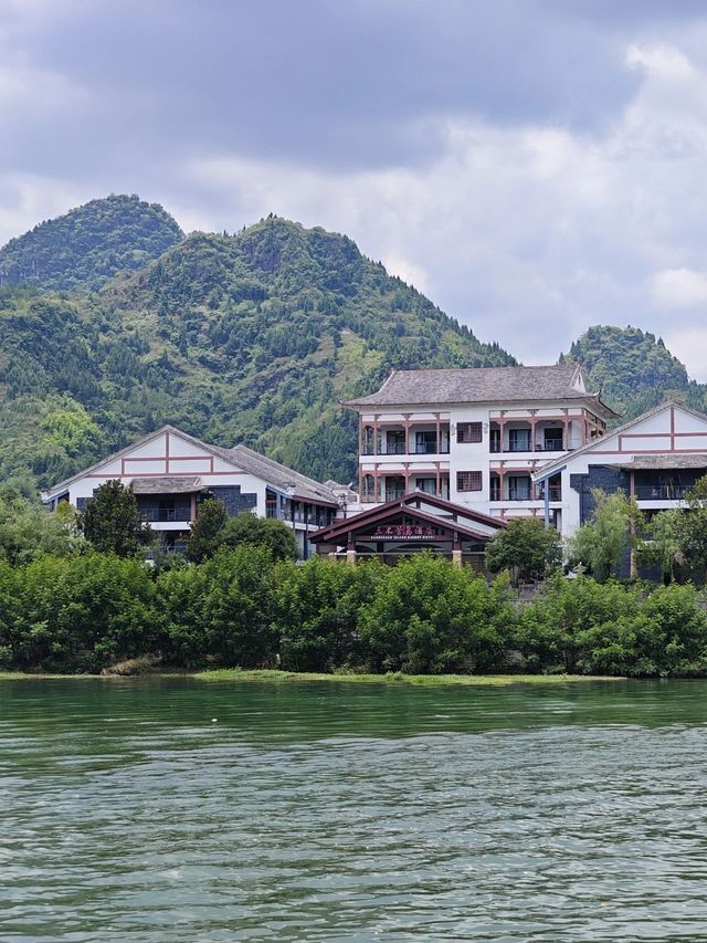 湘西土家族苗族自治州3日遊 嗨翻全程