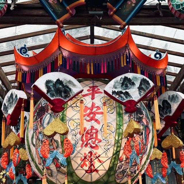 臺北行|在艋舺龍山寺感受心靈的慰藉