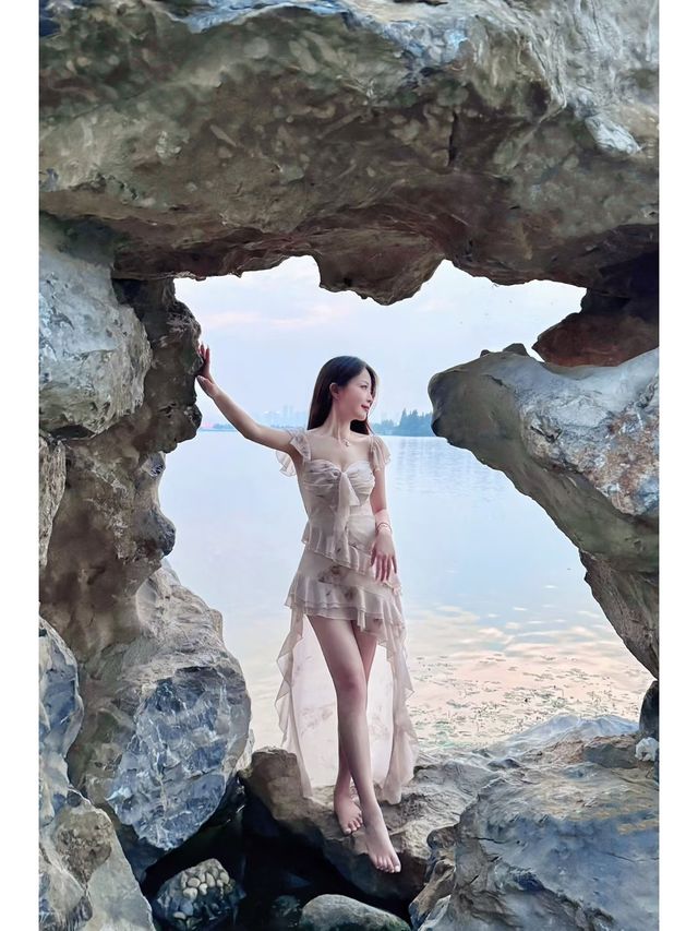 為了拍下這輯照片，我特意飛了一趟武漢。