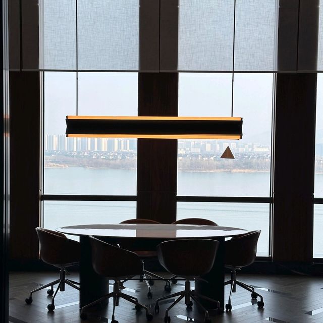 住酒店學設計×新加坡喜來登🏨 行政酒廊的藝術感✨  