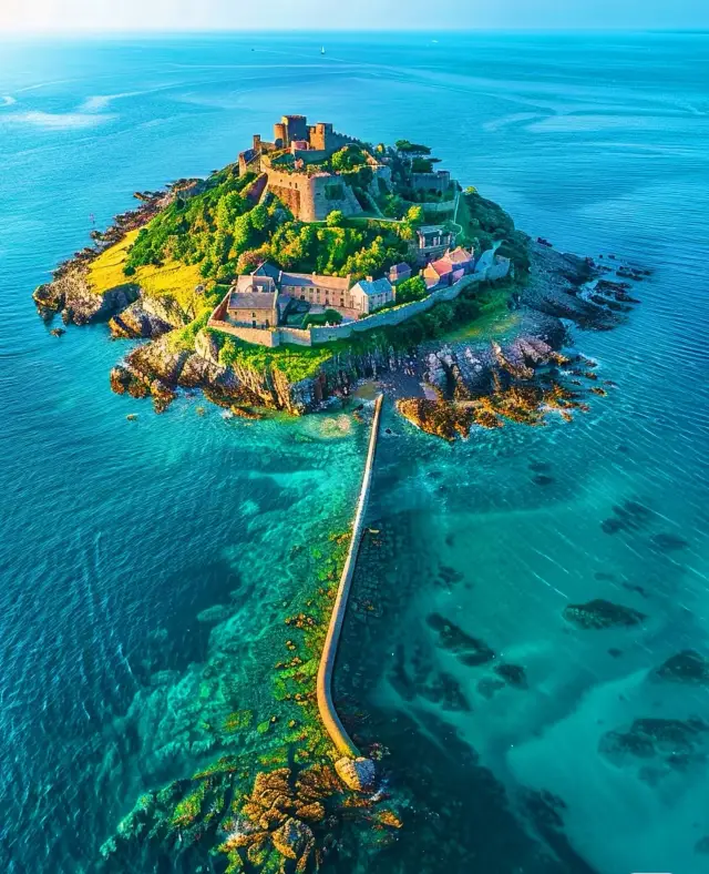 Let's explore Land's End - the southern coastline of England