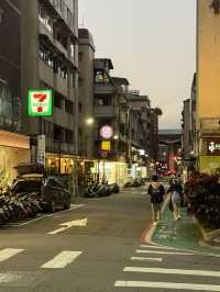 台北旅行美食指南：探索東區粉圓與士林夜市