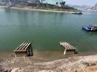 重慶市渝中區著名碼頭景點：8碼頭，適合拍照打卡、週末閒暇度假地！   