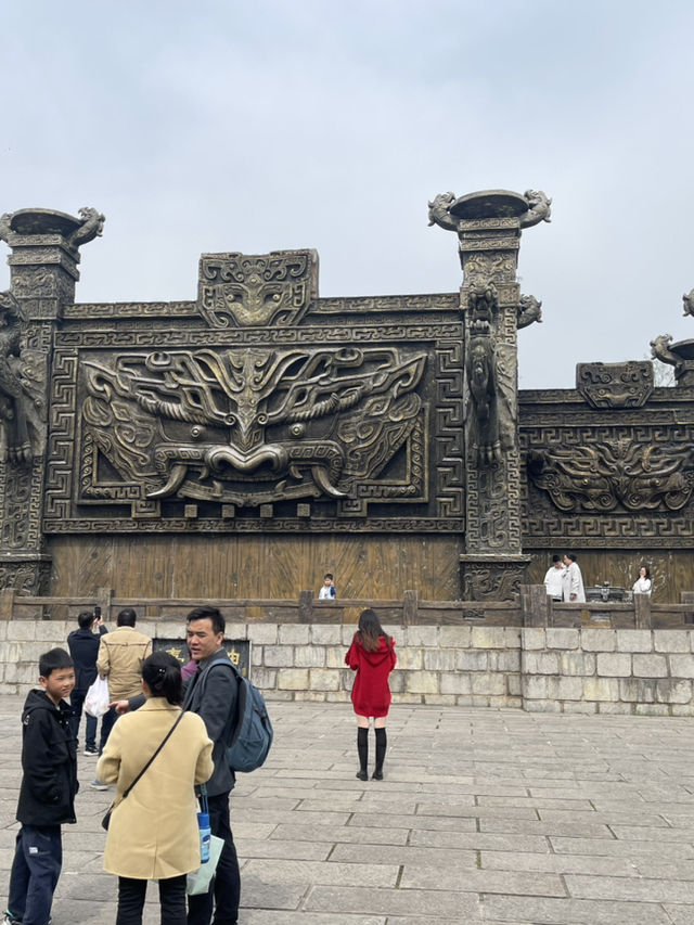 오랜 친구들과의 먹방 우한 여행 