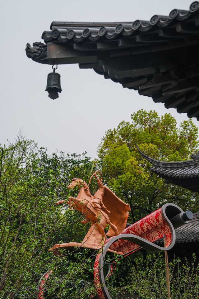 騎行探春環西湖15公里，桃紅柳綠皆盡收眼底