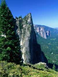 暑假出遊首選黃山美景，帶埋小朋友一齊探險！