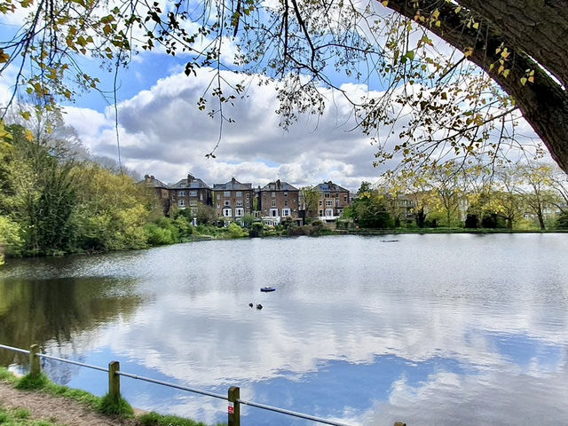 My Secret London Commute: Walthamstow Village to Hampstead Heath in 35 Minutes!  