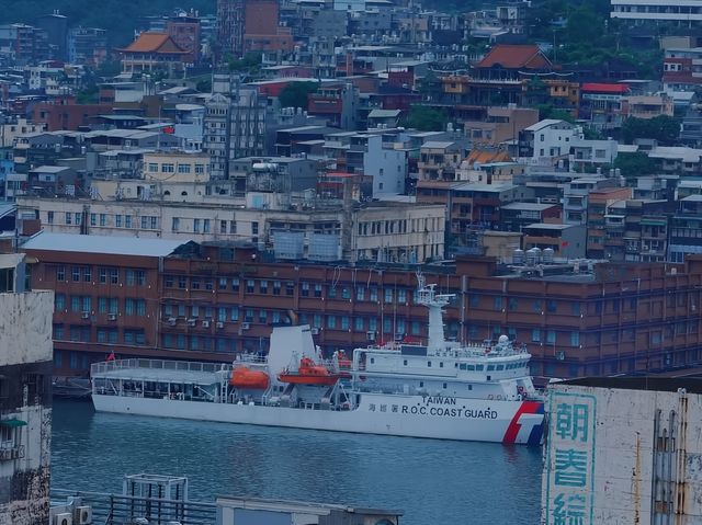 基隆塔漫遊指南：從87米高空邂逅海港城市的晝夜浪漫