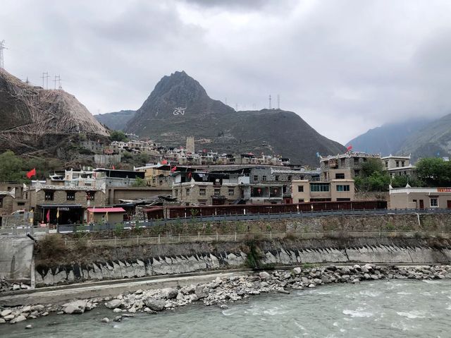 理縣桃坪羌寨甘堡藏寨悠閒兩日遊自由行攻略
