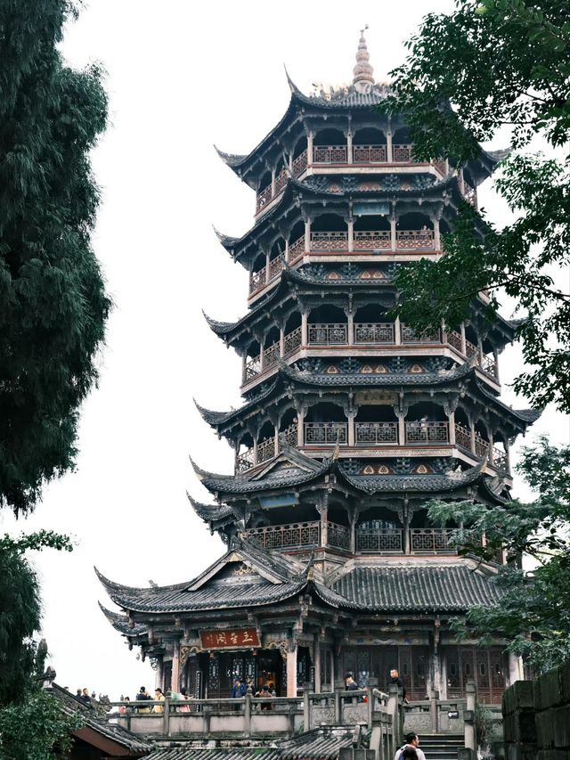 都江堰會懲罰每一個不做攻略的人！