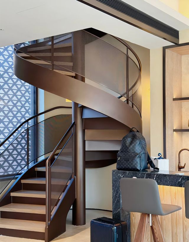 寧夏天花板級野奢酒店!躺著看賀蘭山星空 寧夏天花板級野奢酒店!躺著看賀蘭山星空