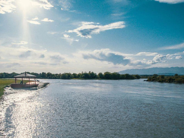 新疆昭蘇濕地：80%遊人錯過的秋日秘境，四景封神