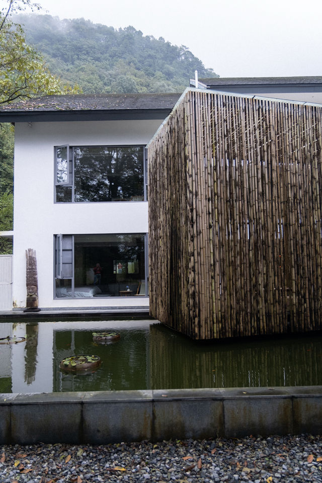 青城山避世神店私湯泡著看山霧