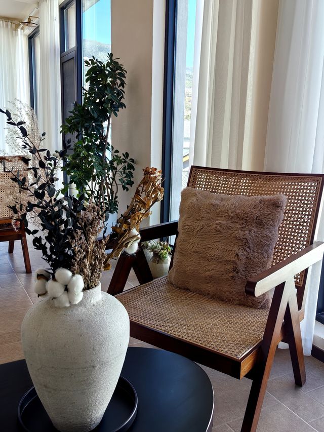 雪山窗景民宿躺平指南 雪山窗景民宿躺平指南