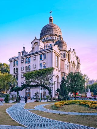 Hidden Gem in Shenzhen! Capture Stunning European-Style Photos for Free at Longgang Catholic Church