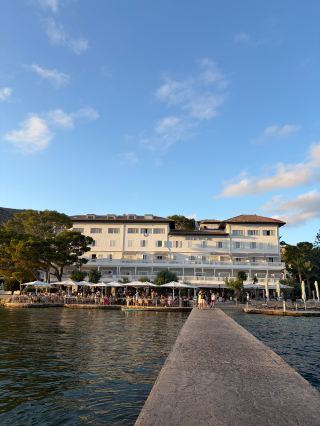 A Perfect Honeymoon Retreat by the Sea
