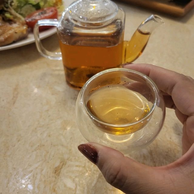 滿滿打卡位的餐廳