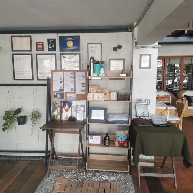 Happynest inspiring hostel