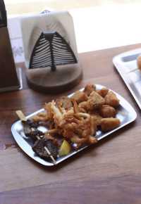超正蜜燒鹹蛋黃臘腸餅