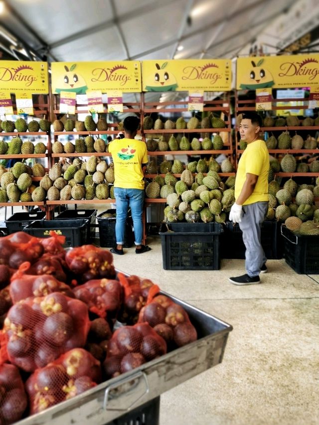 A delightful Durian Fest in SS2! 