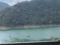 石門水庫：山明水秀，休閒好去處！🏞️🌳
