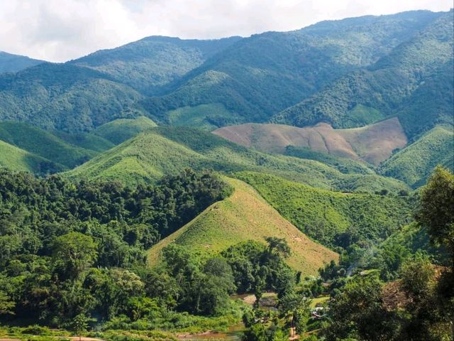 คาเฟ่วิวหลักล้านนนน 🏞💚