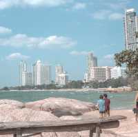 หาดลับพัทยาที่ไม่ลับ อีกต่อไป 