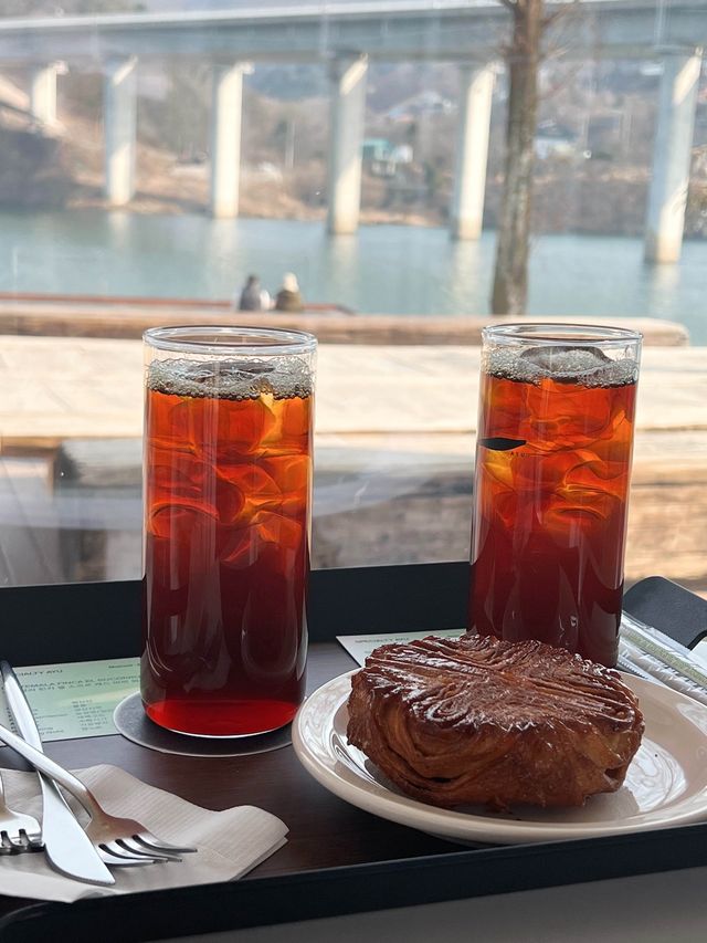 북한강뷰의 대형카페 아유스페이스☕️