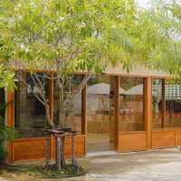 Spring Bakehouse คาเฟ่สไตล์โฮมมี่ โทนสีขาว มินิมอล