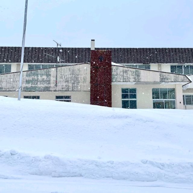 【北海道 利尻島】旧沓形中学校校舎✨ツギノバ