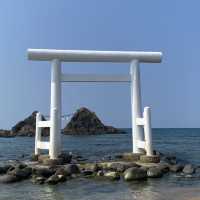 日本福岡「夫婦岩」：象徵愛情與圓滿的神聖景點