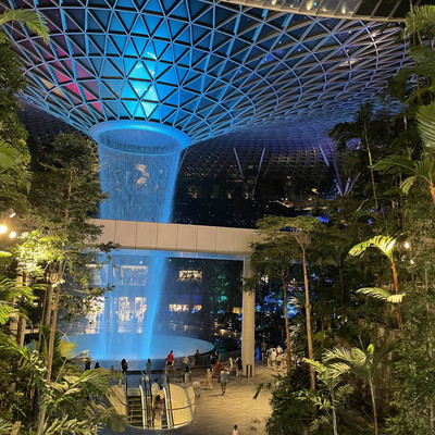シンガポール🇸🇬 インドアスタジアム | Trip.com シンガポール