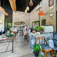 Begonia Cafe