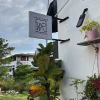 WARMROOM CAFE