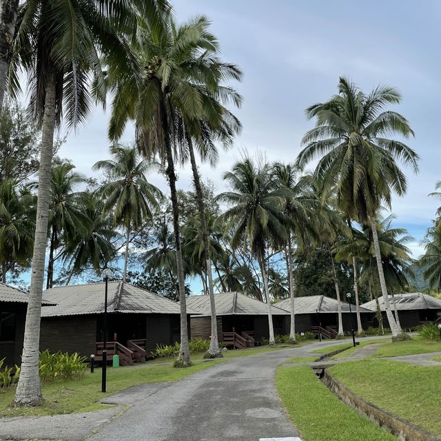 Take a break in Damai Beach Resort Santubong!