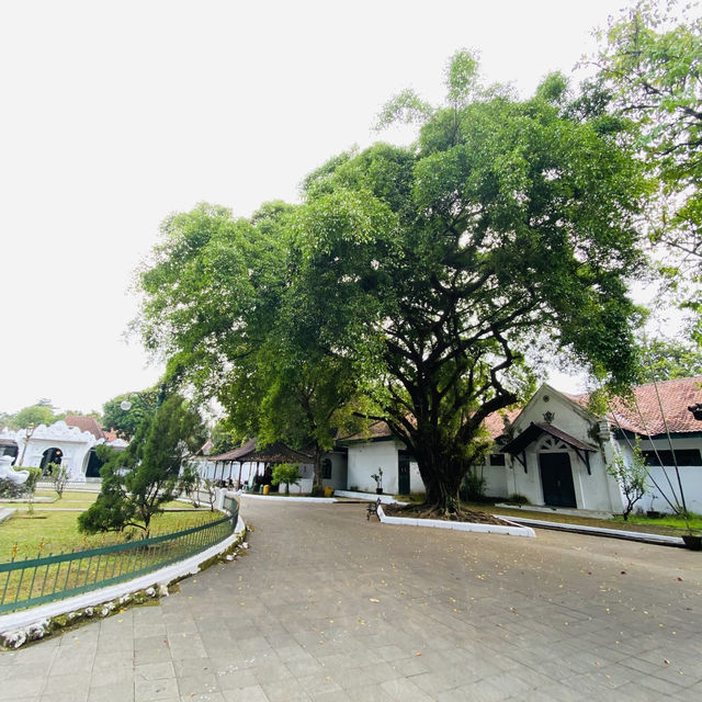 Keraton Kesepuhan Cirebon