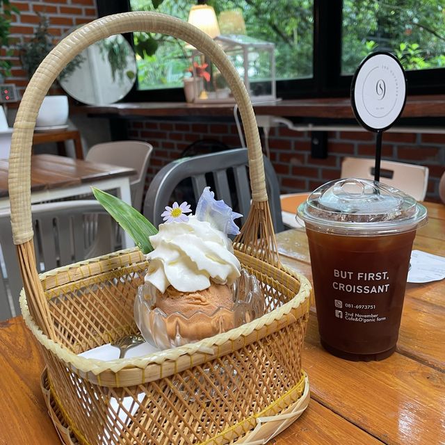 2nd November café NakhonNayok