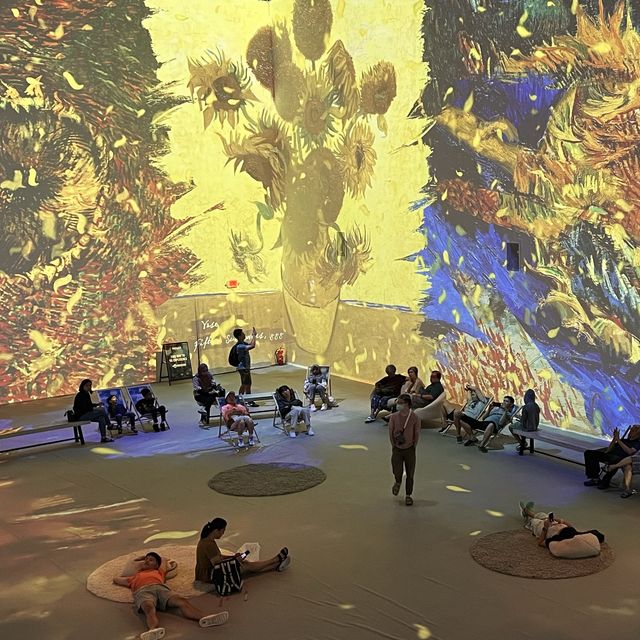 Vincent van Gogh Immersive Experience 