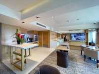 JB getaway with lounge access