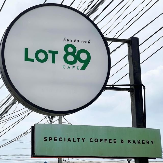 LOT89 Cafe มาในธีม blossome lot ☕️🍵