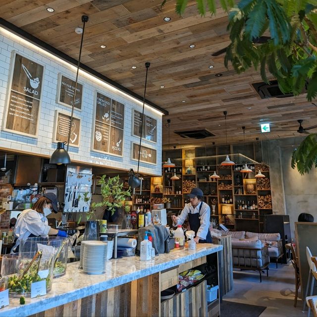 子どもと公園で遊び疲れたら行くカフェ【大阪府江坂】
