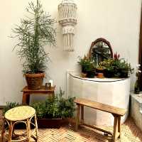คาเฟ่โบราณย่ายยมจินดา Old House 