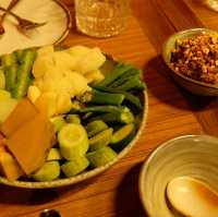 ไปกินข้าวกัน ณ ร้านเพลิน ซอยสมคิด