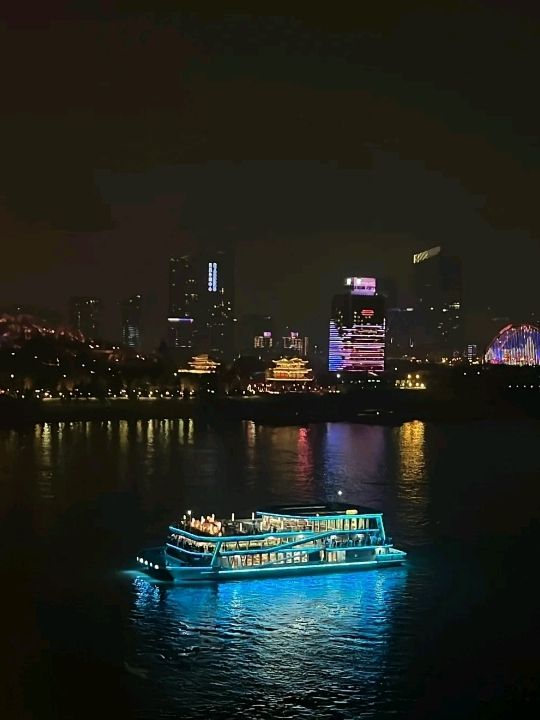 Amazing Wuhan Yangtze River ♥️🇨🇳