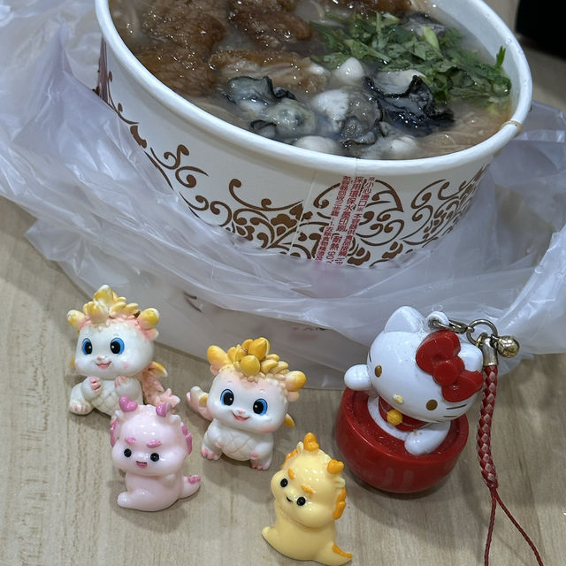 東區（老王記）大腸麵線.肉羹和滷大腸.非吃不可