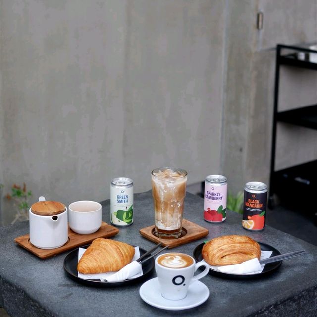 AWOR COFFEE KALIURANG | HAPPY ENJOY YOUR DAY