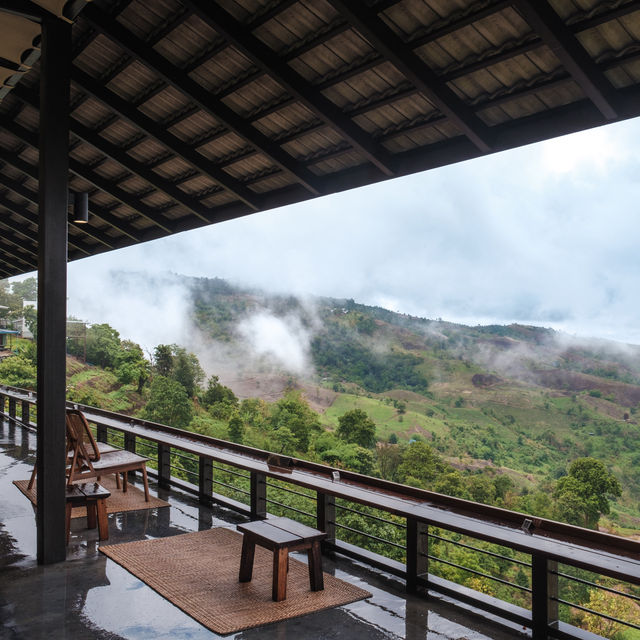 คาเฟ่วิวเขา บนดอยช้าง จ.เชียงราย ☕️🌿